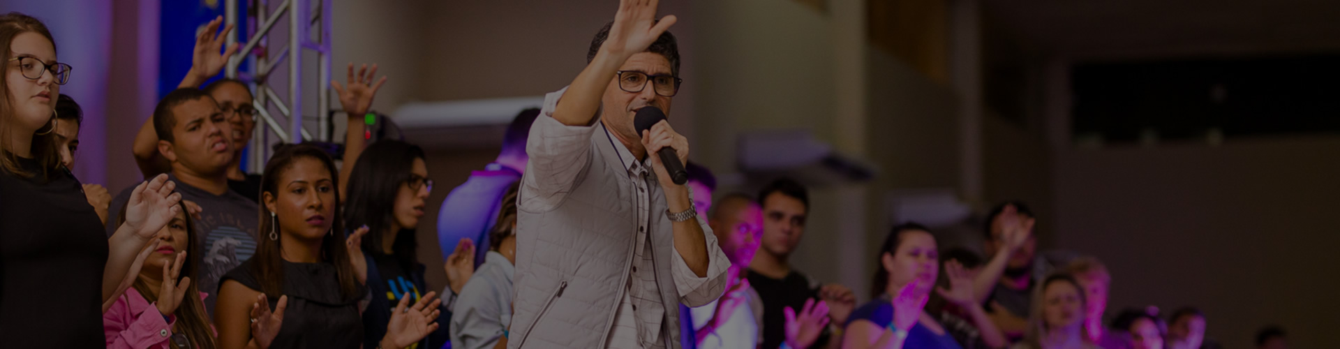 <i class='fa fa-users'></i> Equipe Pastoral
